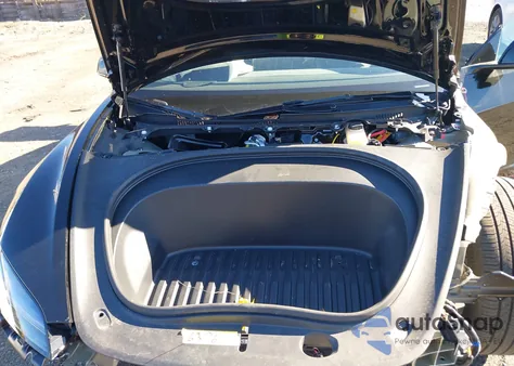 2025 Tesla Model 3 Long Range All-Wheel Drive from USA, damaged, VIN 5YJ3E1EB8SF910840